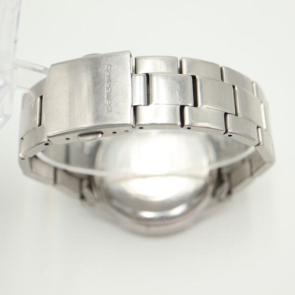 Guess Waterpro Mens Diver Calendar 42mm Watch Stainless Steel 100M w New Battery - Picture 13 of 14